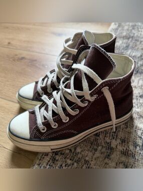 Converse Chuck 70 High in "Dark Root"